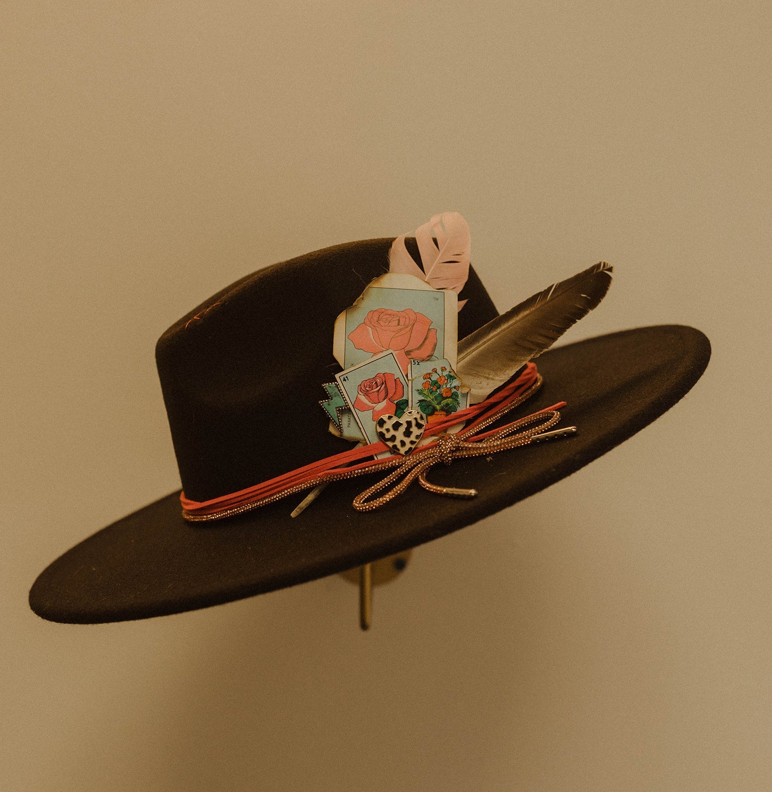 PRE-STYLED HATS